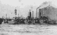 Эскадренный броненосец "Петр Великий" во время перестройки в учебно-артиллерийский корабль, 1906-1907 годы