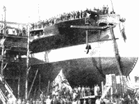 Корпус броненосного корабля "Синоп" накануне спуска на воду, Верфь Русского общества пароходства и торговли в Севастополе 19 мая 1887 года