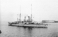 Линейный корабль "Ростислав" входит в Северную бухту Севастополя, 1910 годы