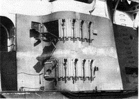 Кормовые казематы 152-мм орудий броненосца "Пересвет"