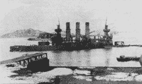 Затонувший "Ретвизан" в Западном бассейне, декабрь 1904 года