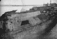 Линейный корабль "Гражданин" во время разборки, начало 1920-х годов
