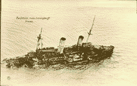 Лежащий на грунте взорванный линейный корабль "Слава", Моонзундский канал, конец 1917 года
