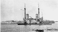 Линейный корабль "Император Павел I" и миноносец "Инженер-механик Дмитриев", начало лета 1914 года