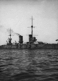 Линейный корабль "Гангут" в составе 1-й бригады линейных кораблей на рейде Гельсингфорса, 27 июня 1915 года