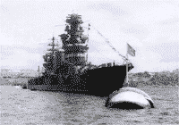 Линейный корабль "Севастополь" на бочках в Северной бухте Севастополя, ноябрь 1945 года