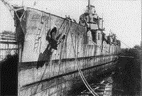 Линейный корабль "Генерал Алексеев" в сухом доке