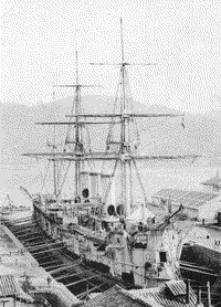 Полуброненосный фрегат "Память Азова" в доке Нагасаки, 1890-е годы