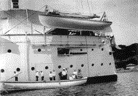 Броненосный крейсер "Рюрик" готовится к смотру