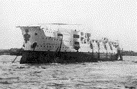 Броненосный крейсер "Громобой" сразу после спуска на воду, 26 апреля 1889 года