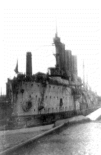 Крейсер "Аврора" на ремонте в Кронштадте, начало 1920-х годов