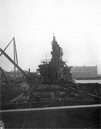 Крейсер "Аврора" в достройке у набережной завода, 1901-1902 годы
