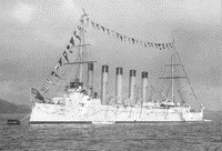 Крейсер I ранга "Аскольд" на параде, 1902 год