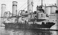 После погрузки угля. Вид на среднюю часть и носовой каземат крейсера "Кагул".