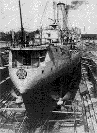 Броненосный крейсер "Адмирал Макаров" в доке