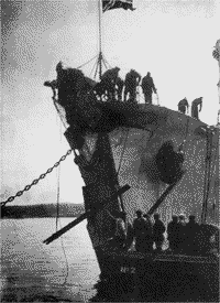 Крейсер "Красный Кавказ" после столкновения с крейсером "Профинтерн", май 1932 года