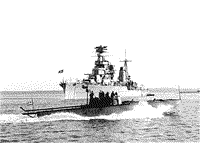 Торпедный катер типа "Г-5" проходит мимо крейсера "Киров", 1940 год