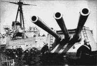 Кормовая башня крейсера "Ворошилов", 1943 год