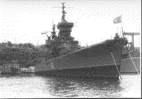 Крейсер управления "Жданов" в Севастопольской бухте, конец 1980-х годов