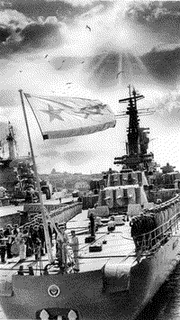 Подъем флага на крейсере "Мурманск"