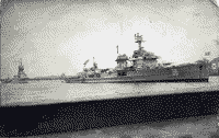 Крейсер "Адмирал Макаров" на параде на Неве, конец 1950-х годов