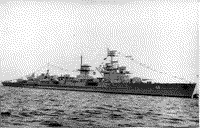 Легкий крейсер "Адмирал Макаров" на параде