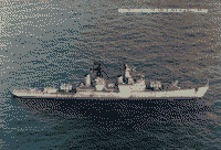 Ракетный крейсер "Адмирал Фокин" во время буксировки на разборку, Восточно-Китайское море, 26 марта 1995 года