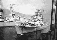 Ракетный крейсер "Варяг". Cъемка с якоря и швартовов в заливе Стрелок, 1974 год