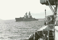 Ракетный крейсер пр. 58 "Варяг" в районе Северного Тропика, снято с ЭМ "Выдержанный"