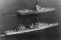 Противолодочный крейсер "Ленинград" и крейсер американского 6-го флота "Спрингфилд". Средиземное море, февраль 1972 года