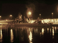Гвардейский ракетный крейсер "Москва" в Таранто, сентябрь 2004 года