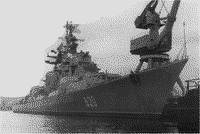 Большой противолодочный корабль "Красный Кавказ" на разделке в Инкермане, 2000 год