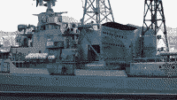 Большой противолодочный корабль "Сметливый" у Минной стенки в Севастополе, 1 ноября 2008 года 13:25