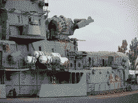 Большой противолодочный корабль "Сметливый" у Минной стенки в Севастополе, 1 ноября 2008 года 13:33