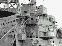 Большой противолодочный корабль "Сметливый" у Минной стенки в Севастополе, 1 ноября 2008 года 13:34