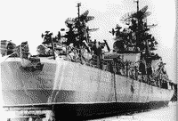 Большие противолодочные корабли "Стерегущий" и "Строгий" в Советской Гавани на отстое, март 1991 года