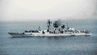 Большой противолодочный корабль "Адмирал Октябрьский" и ПМ-64 в Ормузском проливе, октябрь 1990 года