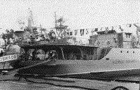Большой противолодочный корабль "Маршал Ворошилов" во Владивостоке, 9 мая 1990 года