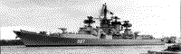 Большой противолодочный корабль "Маршал Ворошилов" покидает Ленинград, 1973 год