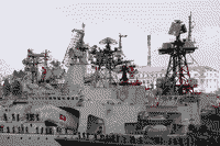 ПСКР "Орел", БПК "Адмирал Трибуц" и другие корабли ТОФ во время визита американцев во Владивосток, 21 сентября 1992 года