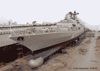 Большой противолодочный корабль "Маршал Шапошников" в доке СРЗ в бухте Чажма, 2005 год