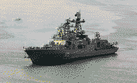 Большой противолодочный корабль "Адмирал Виноградов" возвращается во Владивосток, 18 апреля 2008 года