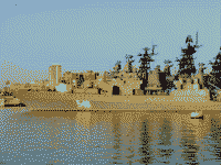 Большой противолодочный корабль "Адмирал Пантелеев" во Владивостоке, 12 октября 2007 года 08:20