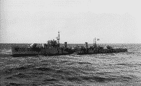 Японский эскадренный миноносец "Хацудзакура" тип "Тачибана" в Токийском заливе, 27 августа 1945 года