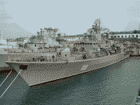 Украинские фрегаты "Гетман Сагайдачный" и "Севастополь" в Севастополе, 12 января 2003 года 19:22