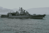 Украинский фрегат "Гетман Сагайдачный" возвращается в Севастополь после ремонта в Николаеве, 18 ноября 2007 года 08:40