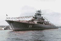 Сторожевой корабль "Разительный" в Северной бухте Севастополя, июль 1995 года