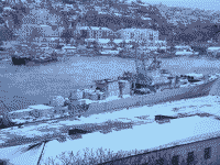Украинский фрегат "Севастополь" на отстое в Южной бухте Севастополя, 23 января 2006 года 17:04