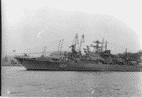 Сторожевой корабль "Грозящий" во Владивостоке, 9 мая 1990 года