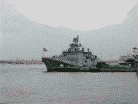 Индийский фрегат "Тальвар" в Портсмуте, 8 июля 2003 года